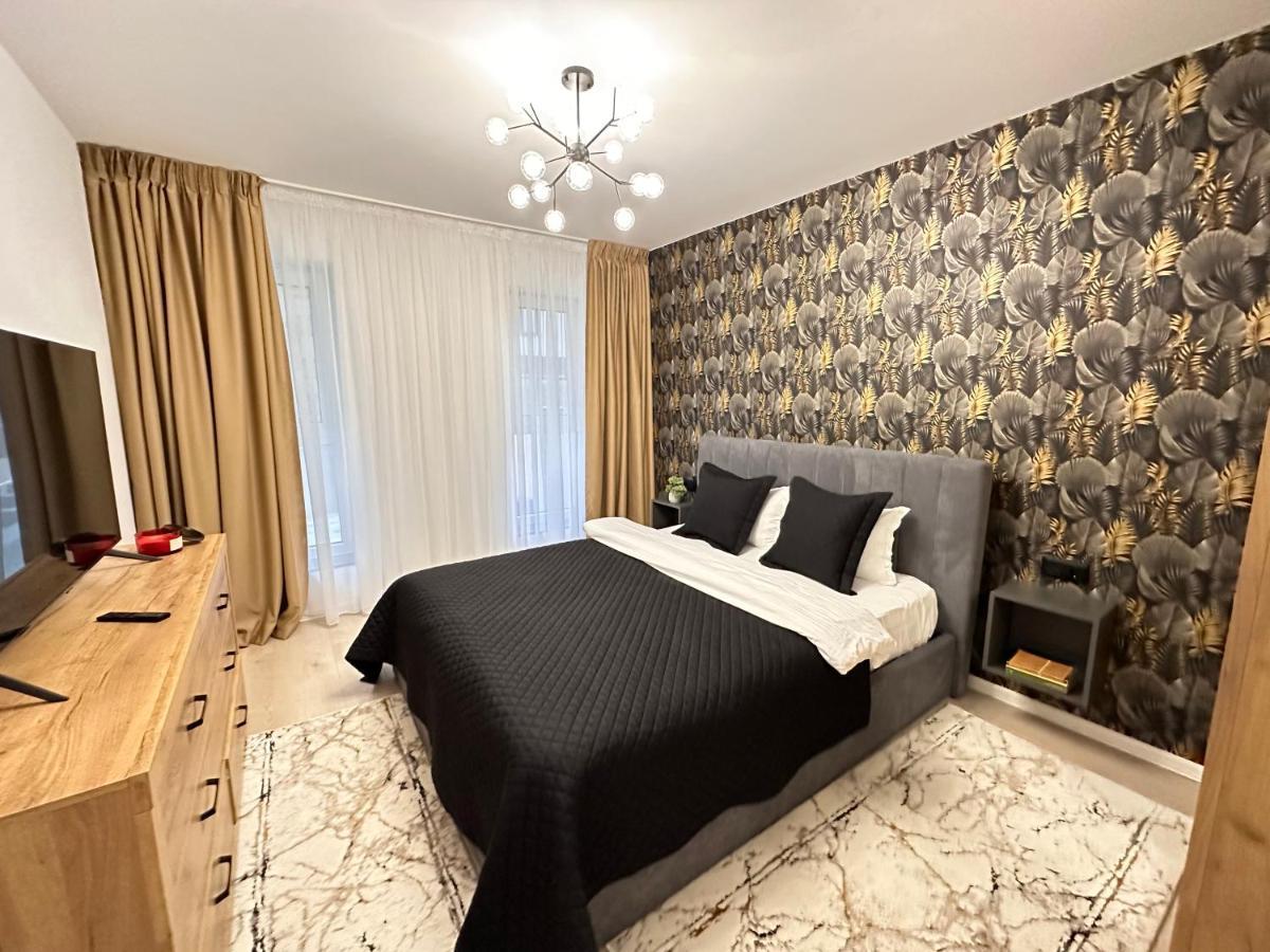 Urban Luxury Flats - Cozy Apartments At Coresi Mall #Brasov Ngoại thất bức ảnh