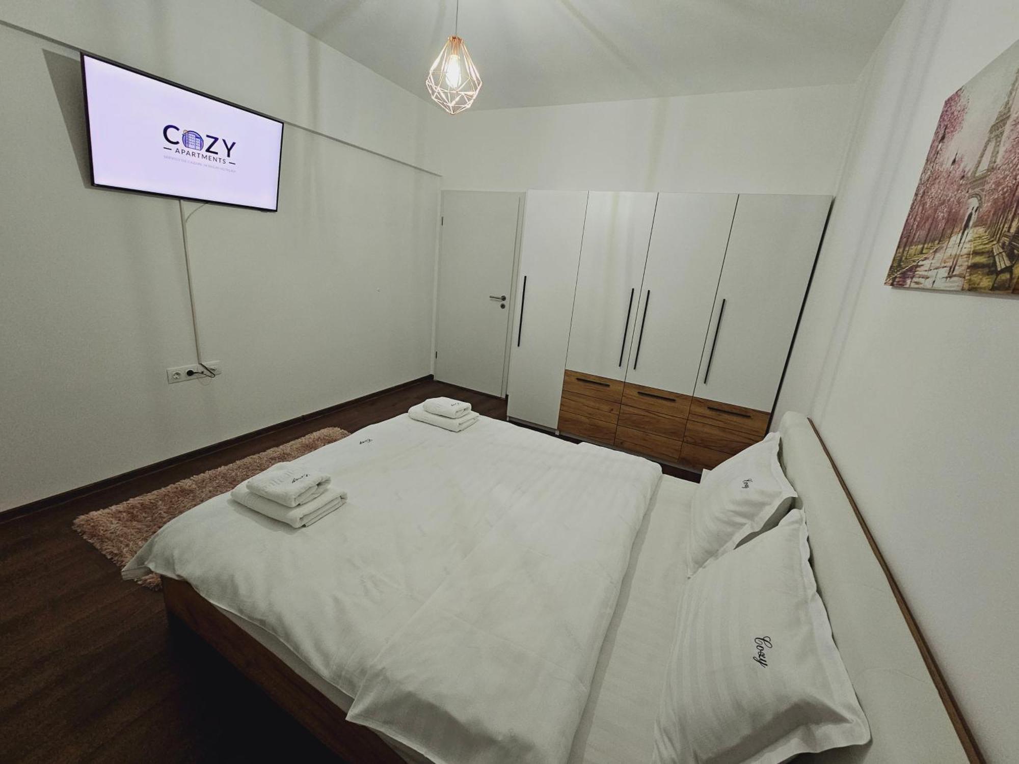 Urban Luxury Flats - Cozy Apartments At Coresi Mall #Brasov Ngoại thất bức ảnh