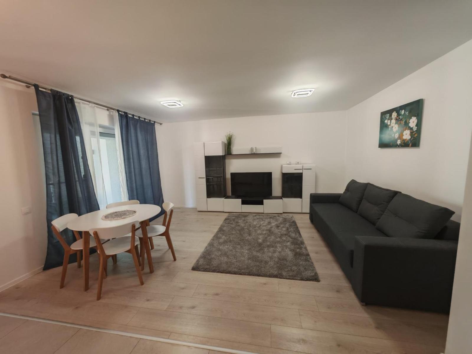 Urban Luxury Flats - Cozy Apartments At Coresi Mall #Brasov Ngoại thất bức ảnh